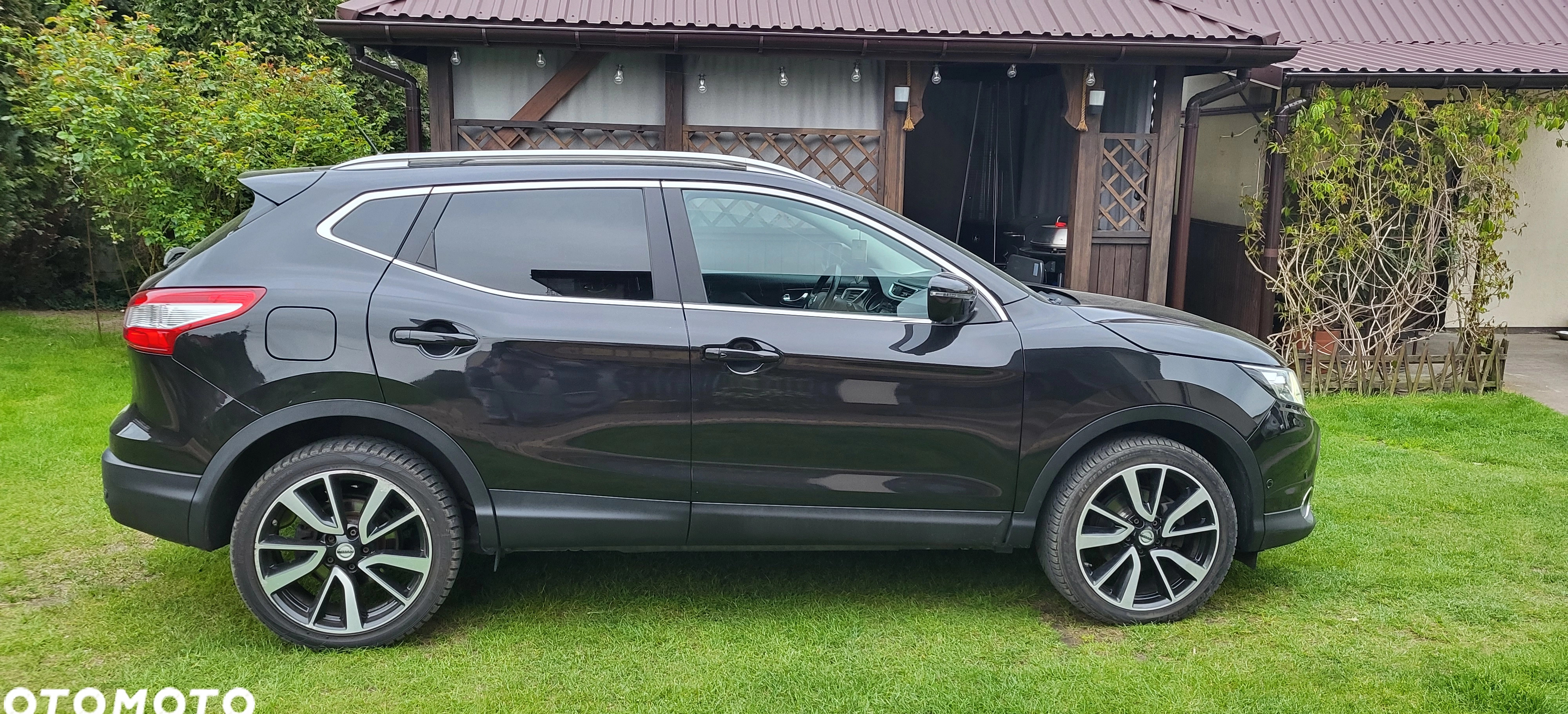 Nissan Qashqai cena 39800 przebieg: 112580, rok produkcji 2016 z Lubin małe 121